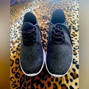 Black sparkly comfy shoe
